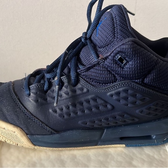 Jordan Blue and White High-Top Sneakers with Textured Design - Picture 3 of 10